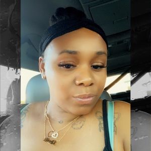 Meet your Posher, Rachelle